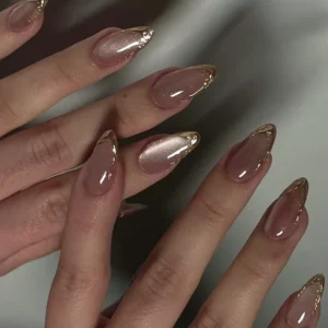 Metallic Cat Eye Nails